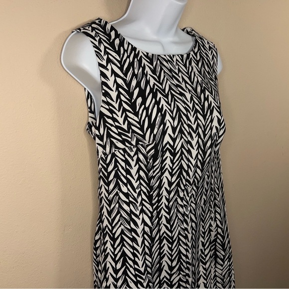 SIZE 10 RONNI NICOLE BLACK WHITE SHEATH DRESS HERRINGBONE PRINT  SLEEVELESS - Picture 3 of 12